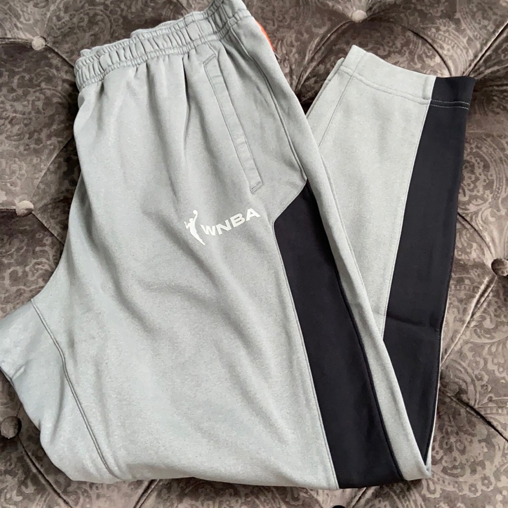 Nike basketball joggers